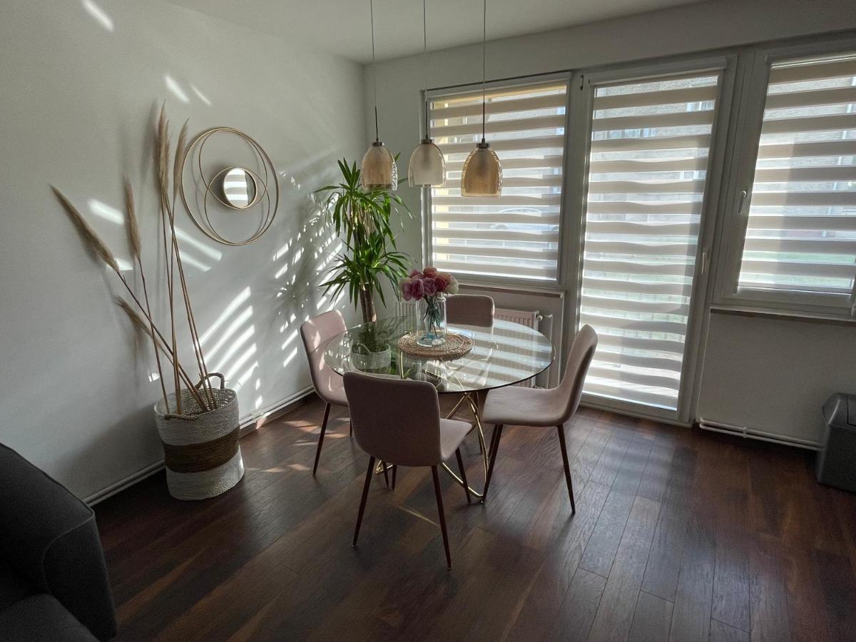 Apartament Przy Uzdrowisku. Kamien Pomorski Luaran gambar